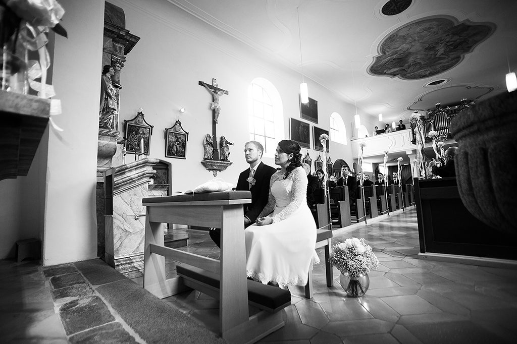 Hochzeit in der Kirche fotografiert 